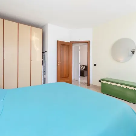 Convenient In Venedig